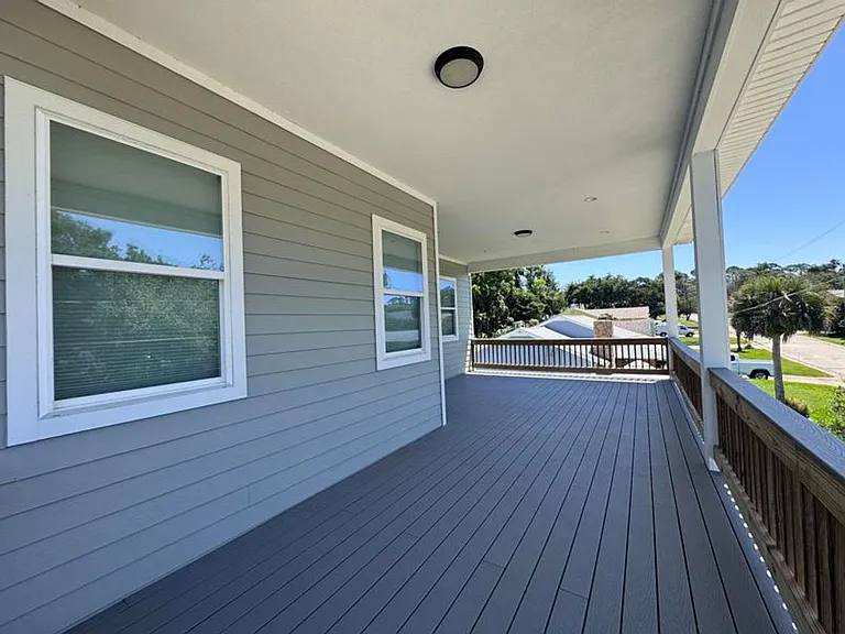 356 Seminole Dr — Photo 3