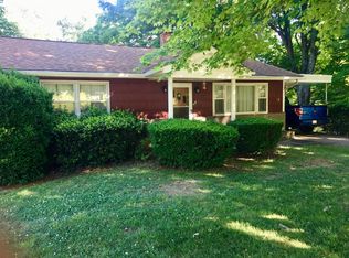 2082 Martel Rd, Lenoir City, TN 37772