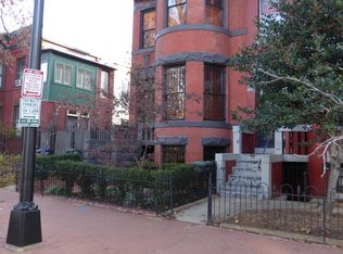 210 8th St SE APT B, Washington, DC 20003