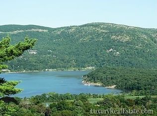 72 Hudson Rdg, Garrison, NY 10524