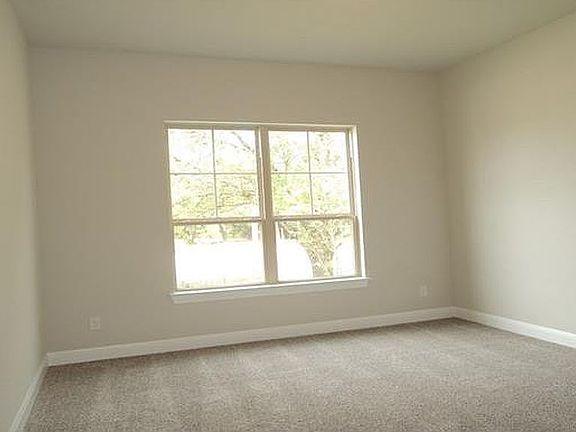 5th image of 2416 Echo Park Dr