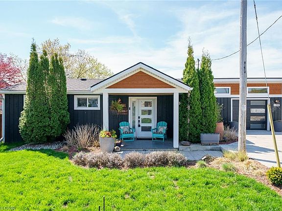 5th image of 1200 Lakeshore Rd