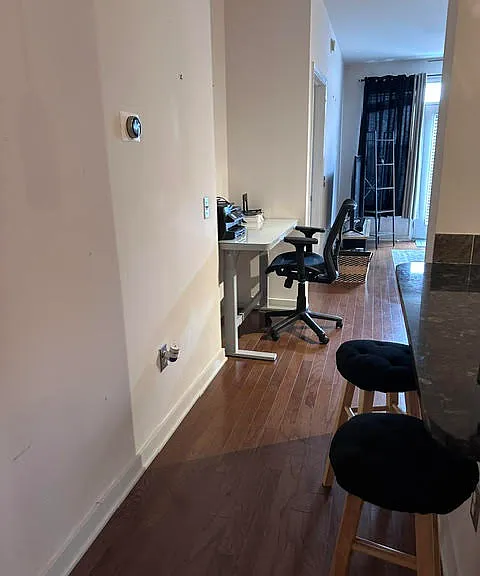3000 Vanderbilt Pl #300 — Photo 10