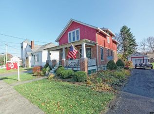 7 Maple Ave, Troy, NY 12180