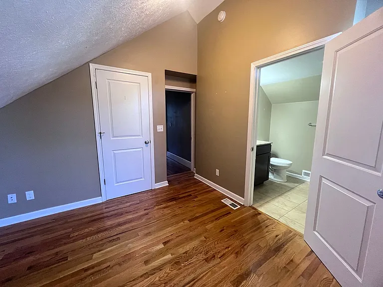 1040 Powers Ave NW — Photo 28