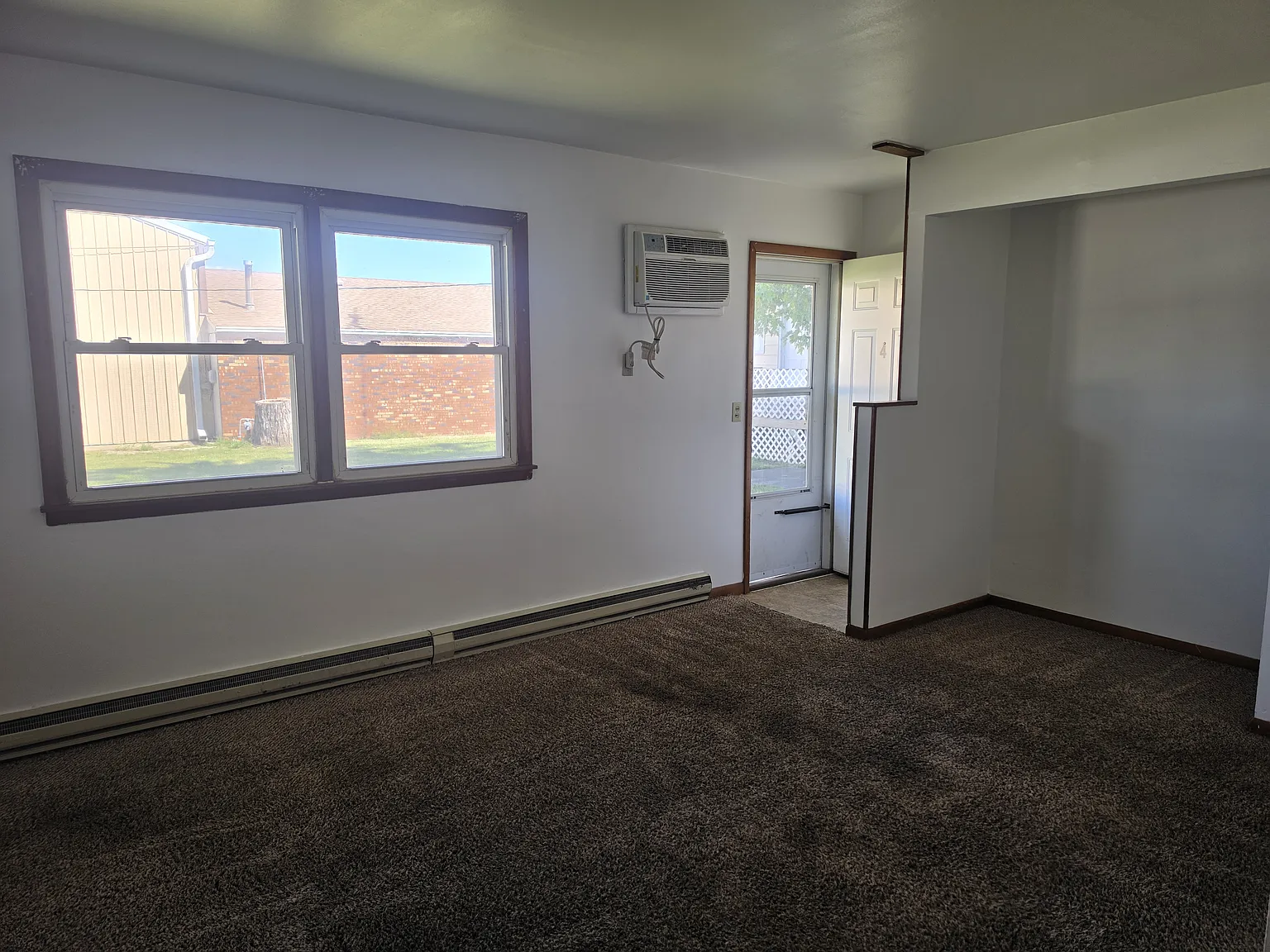 Studio, 450 sqft, $700 — Photo 3