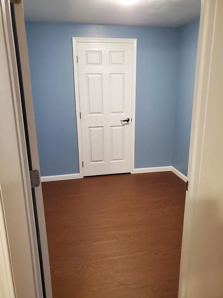 2 bed, $900 — Photo 4