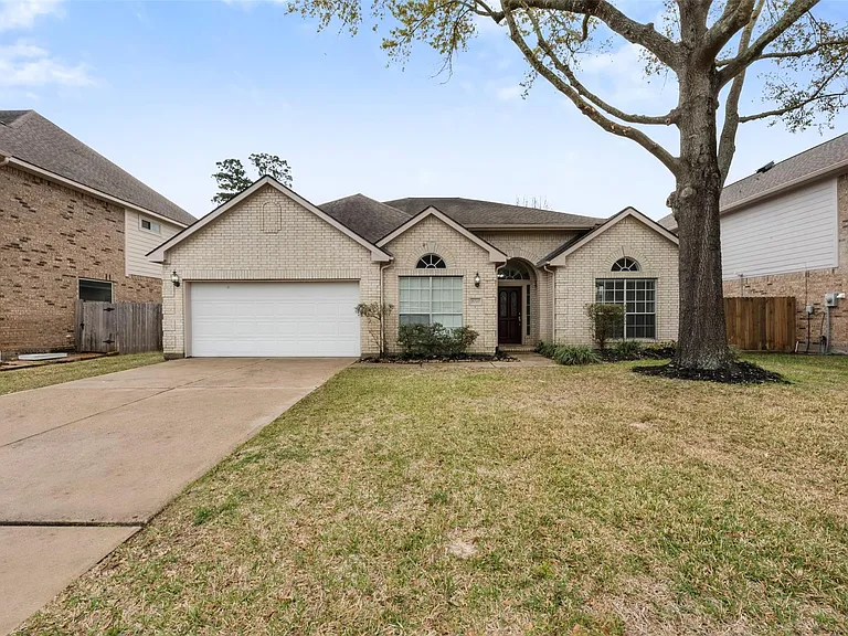 9211 Memorial Hills Dr — Photo 20