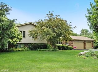 9N573 Koshare Trl, Elgin, IL 60124