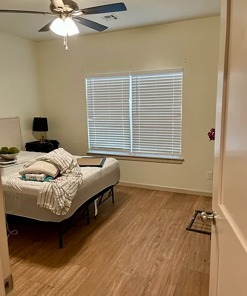 Bedroom #1