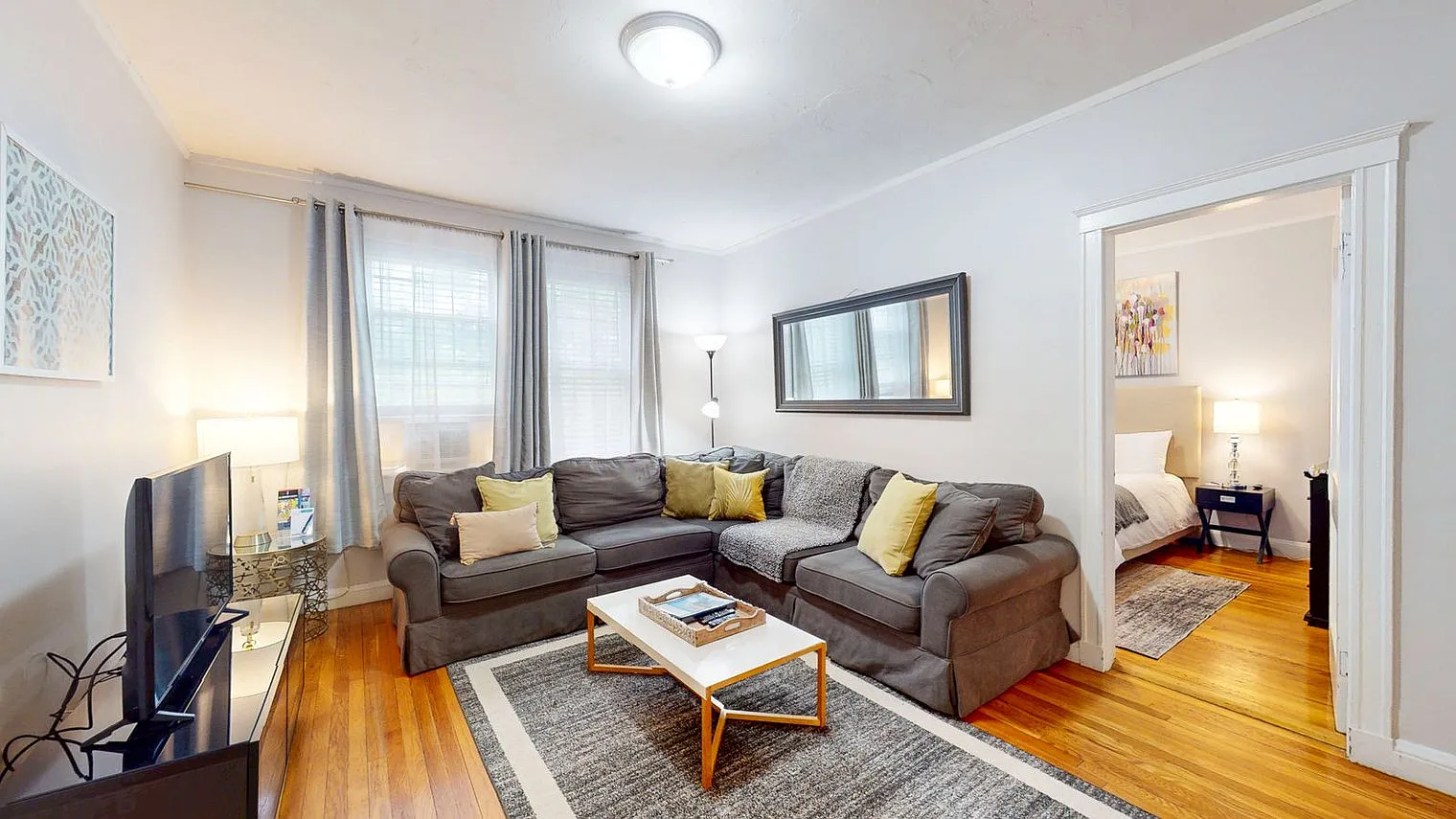 2 bed, 1.0 bath, 742 sqft, $7,082 — Photo 1
