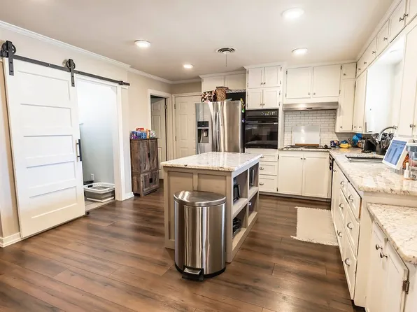 809 E Highway 82, Nocona, TX 76255