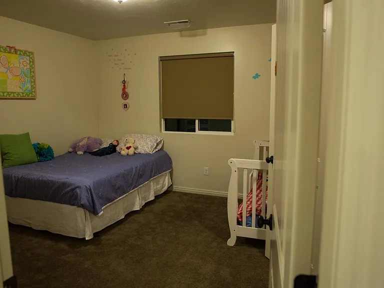 Bed 3 w/ walk in closet