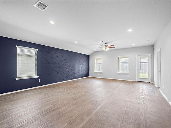 5th image of 1610 Chase Anchor Ct