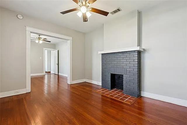 2718 Burdette St — Photo 2