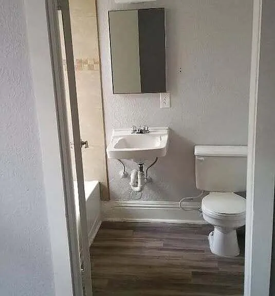 515 W Missouri Ave #7 — Photo 5