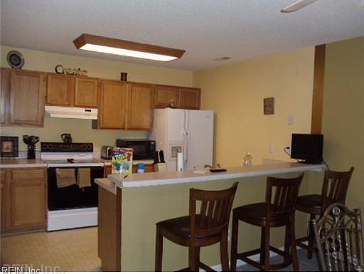 4th image of 1613 Orchard Grove Dr
