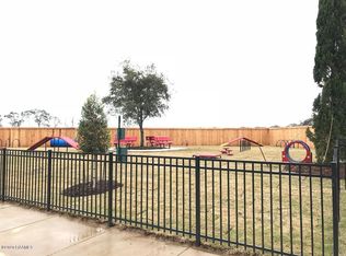 1012 Deer Meadow Blvd, Broussard, LA 70518