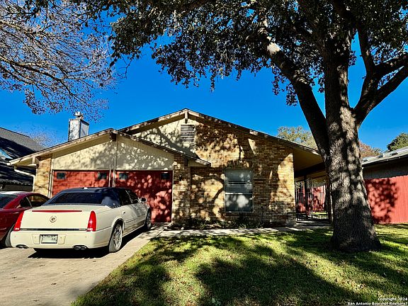 2nd image of 113 ANDORRA DR