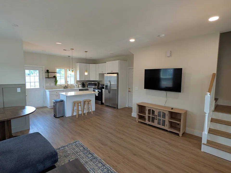 314 Hillandale Rd #ID1579385P