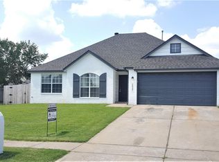 10207 E 113th Pl S, Bixby, OK 74008