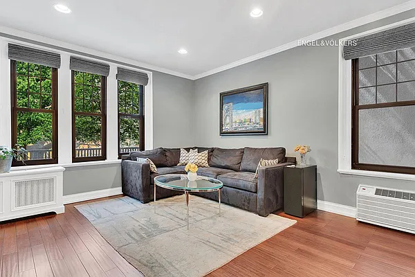 Sold by Engel & Völkers New York City | media 1