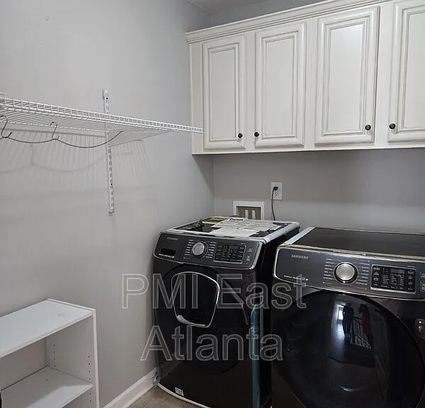 422 Live Oak Pass — Photo 20