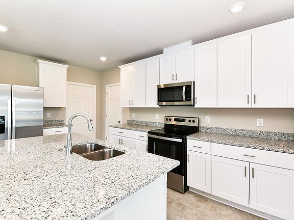 3rd image of 470 Amadoras Way