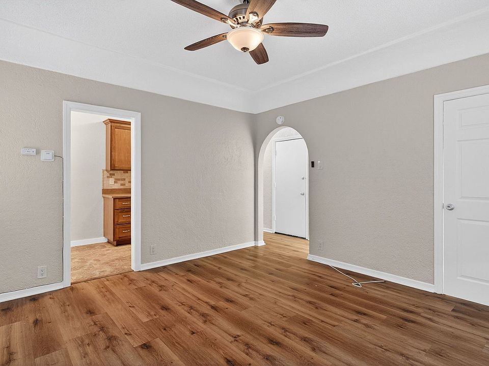 1st image of 1324 Peterson Ave APT 7