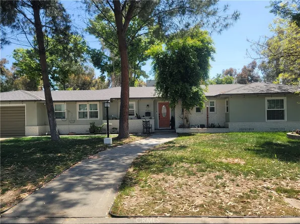 3045 Fremont St, Yucaipa, CA 92399
