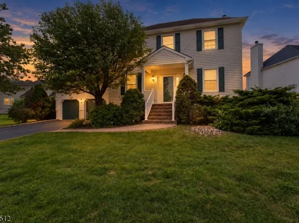 97 Fisher Dr, Hillsborough Twp., NJ 08844