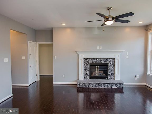 4th image of 8124 Blue Ash Ct