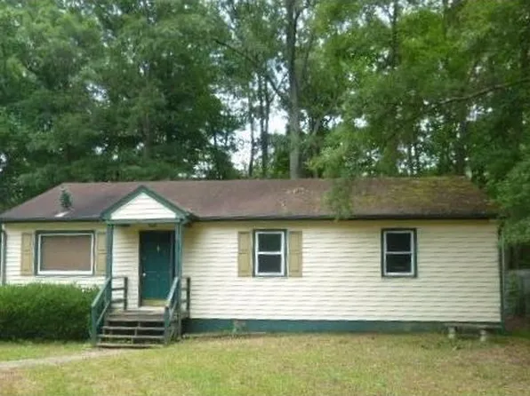 14405 Heather Stone Dr, Chester, VA 23836