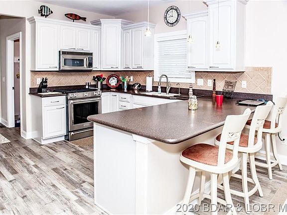 2nd image of 209 Porto Cima Dr
