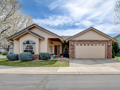 1938 NW 18th St, Redmond, OR, 97756