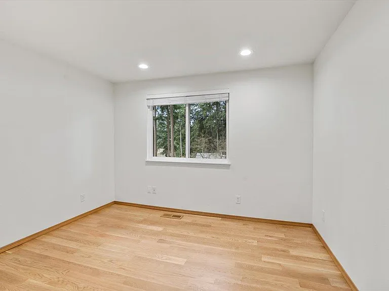 101 Point Fosdick Cir NW — Photo 21
