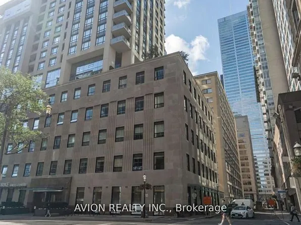88 Scott St #3210, Toronto, ON M5E 0A9