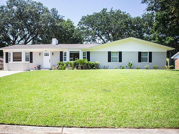 2nd image of 3571 Swan Ln