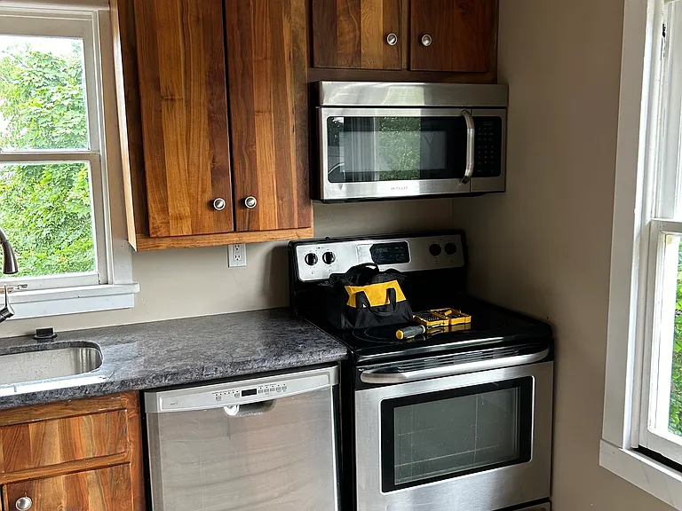 338 6th Ave SE #3 — Photo 7