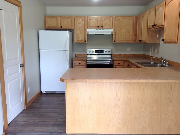 4th image of 4032 Broadwater Ct