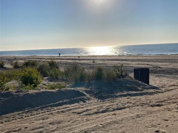 129 Beach 118th St APT 6K, Far Rockaway, NY 11694