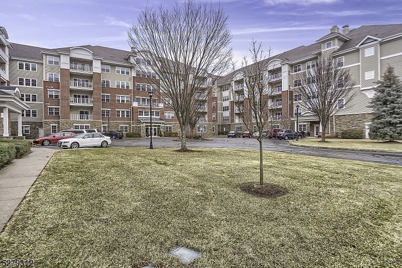 6111 Warrens Way UNIT 111, Wanaque, NJ 07465 Zillow