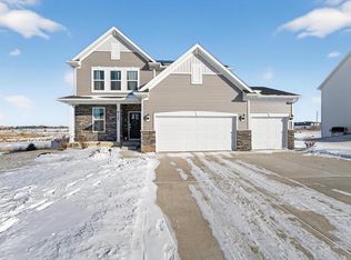 4127 Eton Circle, Windsor, WI 53598
