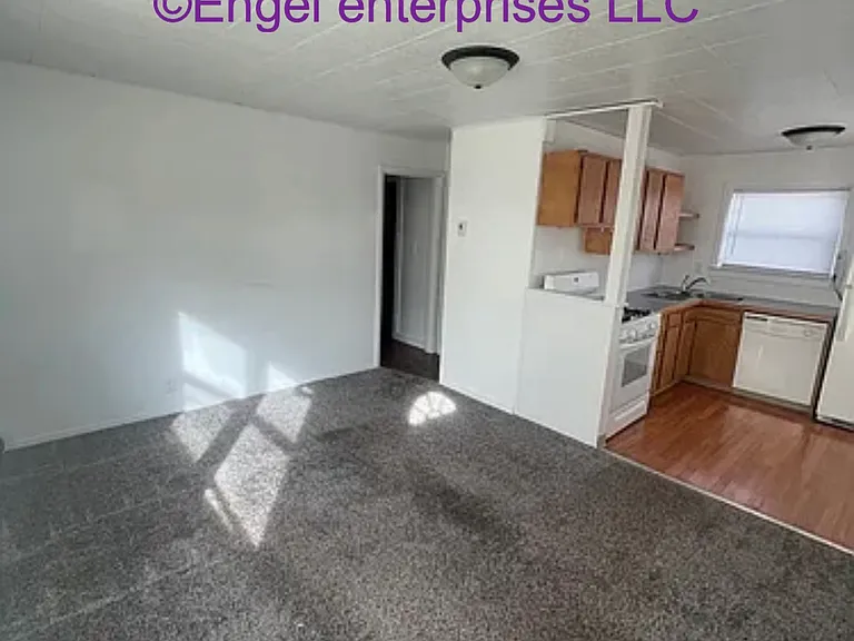 503 Shield St — Photo 2