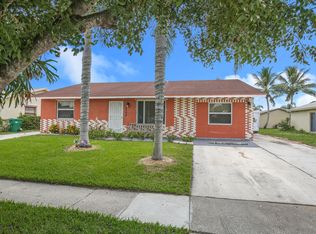 2304 Z Ter, Riviera Beach, FL 33404