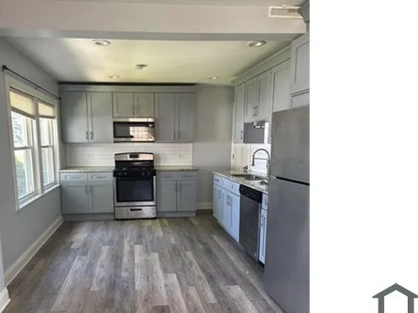 4018 Grace St, Schiller Park, IL 60176