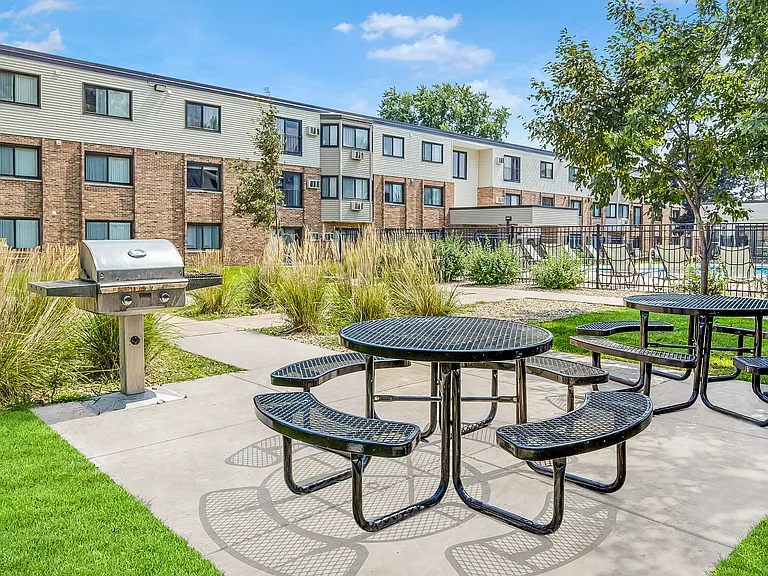 Ridgebrook Apartments — Photo 10