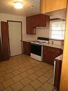 2nd image of 13204 Saxby Ct