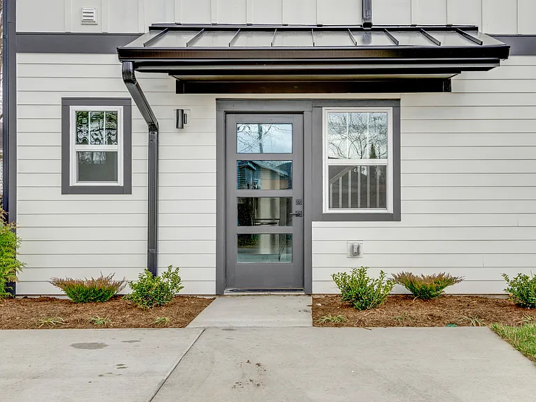 6199 Louisiana Ave — Photo 2