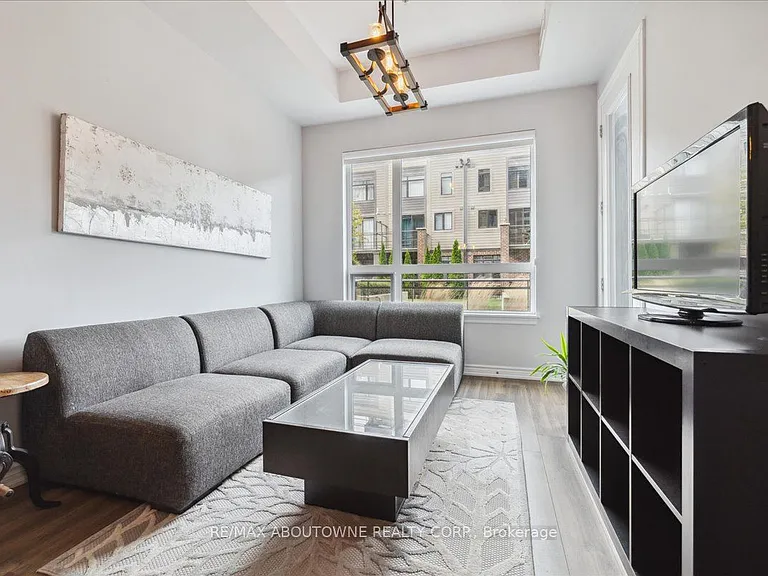 40 Esplanade Ln #102 — Photo 7